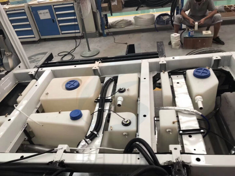 房车水路系统改装（水箱·水泵·热水器）